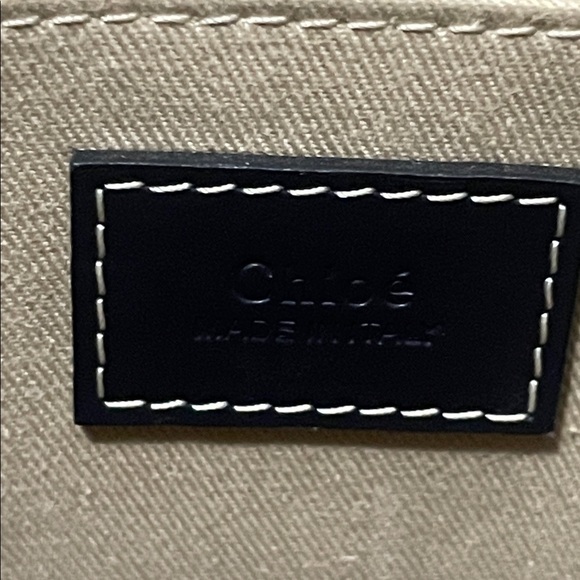 Chloè Woody Canvas Hand Bag - Picture 8 of 9